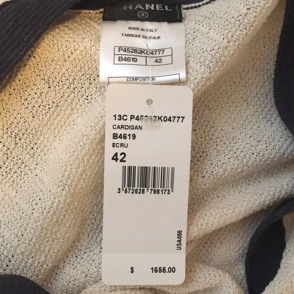 Chanel Cardigan - Picture 4 of 4